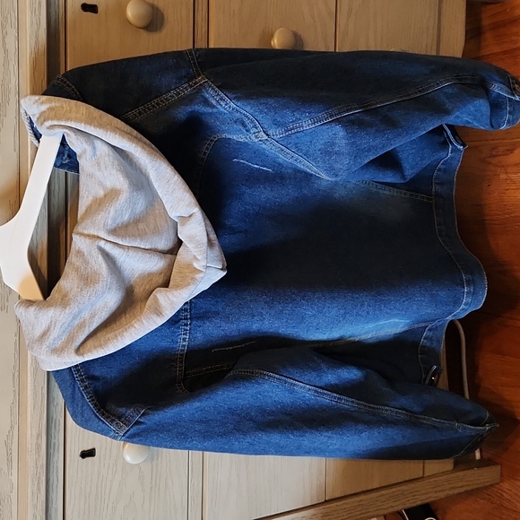 XXL dark blue Jean jacket with detachable hood - Picture 2 of 2